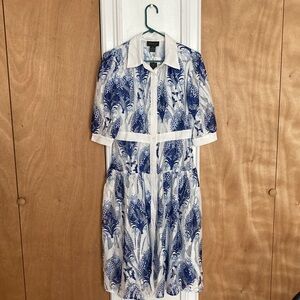 Gracia Blue and White Leaf Print Midi Dress